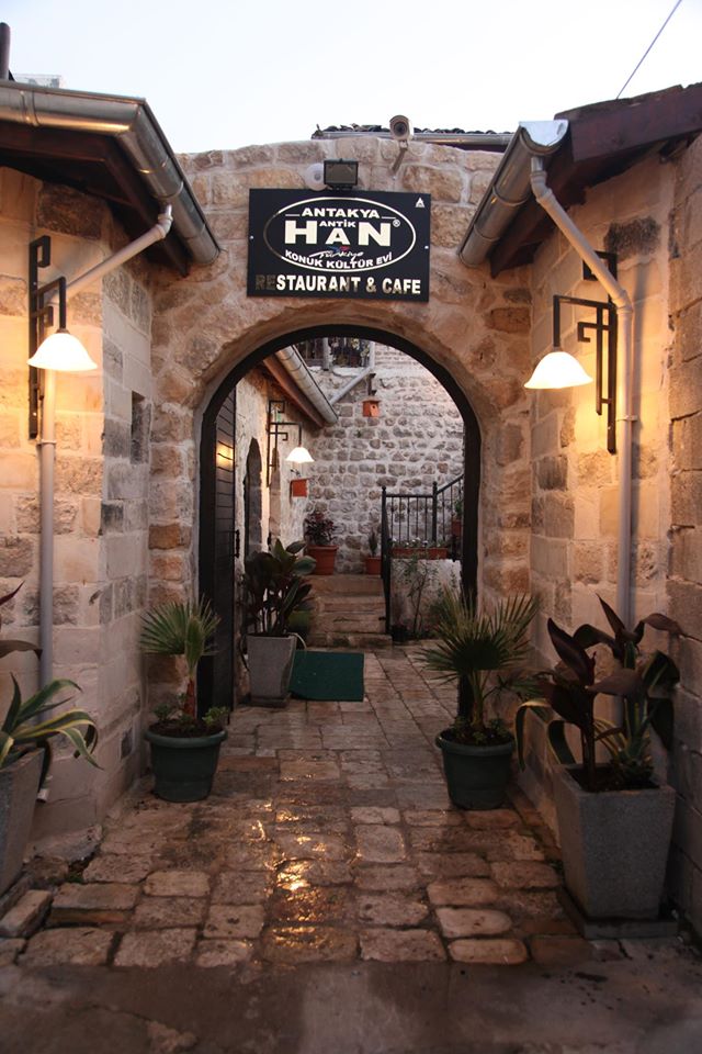 Antikhan Restaurant Cafe Konuk Kültür Evi